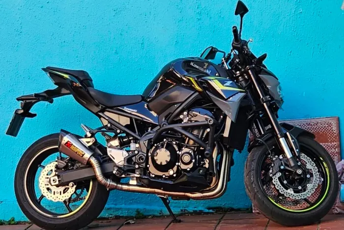 Escapamento Z900 Akrapovic réplica