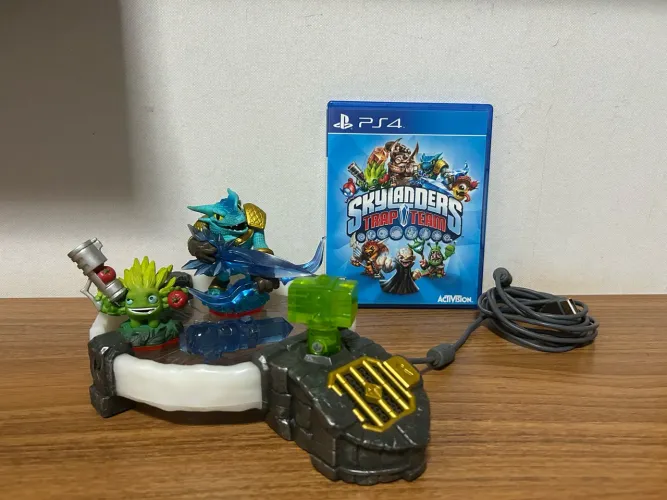 Skylanders Trap Team - pacote inicial