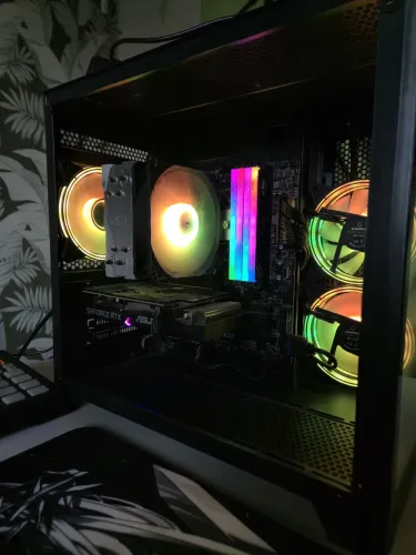 PC Gamer Ryzen 7 5700X + RTX 3060 12GB + 32GB RAM + SSD 1TB