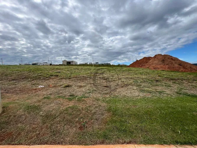 Terreno à venda, 300 m² por R$ 379.000,00 - Condomínio Terras Alpha Nova Esplanada - Votor