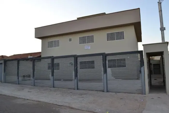 Apto a 300m shopping Lozandes, FÓRUM CÍVEL