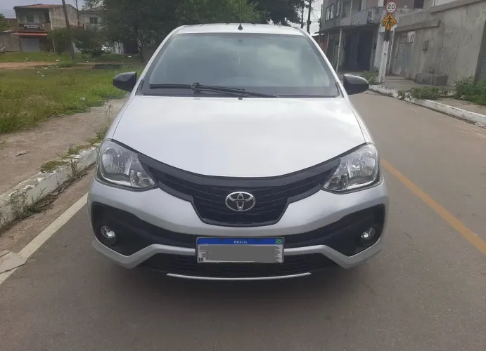 Toyota Etios X 1.3 Flex 16V 5P Mec. 2015