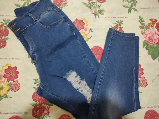Calça jeans 50 nova