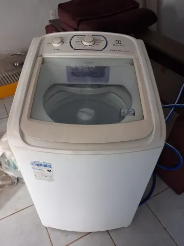 Máquina de lavar roupas 11kg electrolux