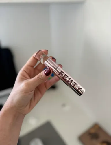 Fenty beauty lipstick -riri 04