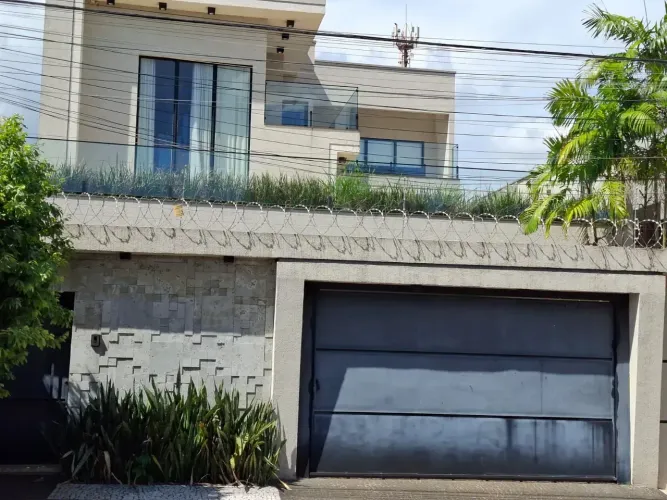 3 Suítes sendo 1 Master 446m² Construído, Setor Gentil Meireles, Goiânia