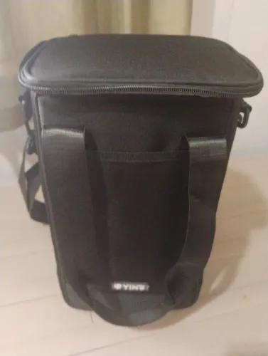 Bolsa Térmica / Lancheira Yin's Preta com Alça Tiracolo
