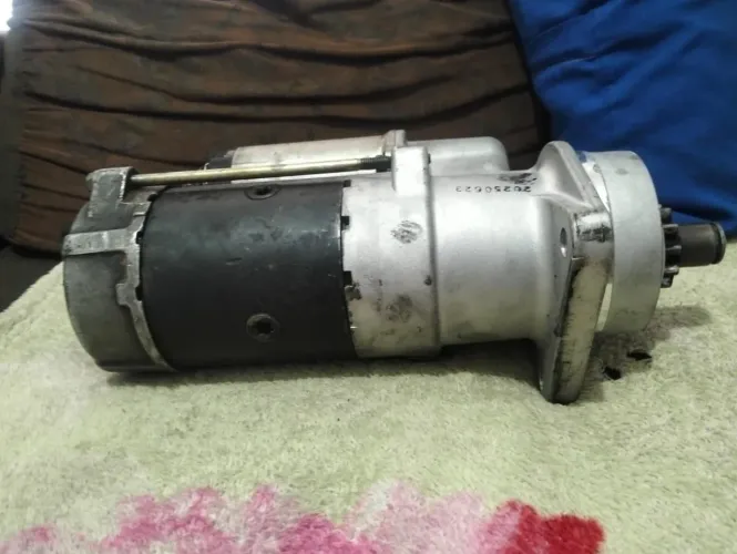 Vendo motor de partida de Mercedes