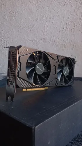 Placa de vídeo GALAX RTX 3060 8GB GDDR6 - Excelente estado