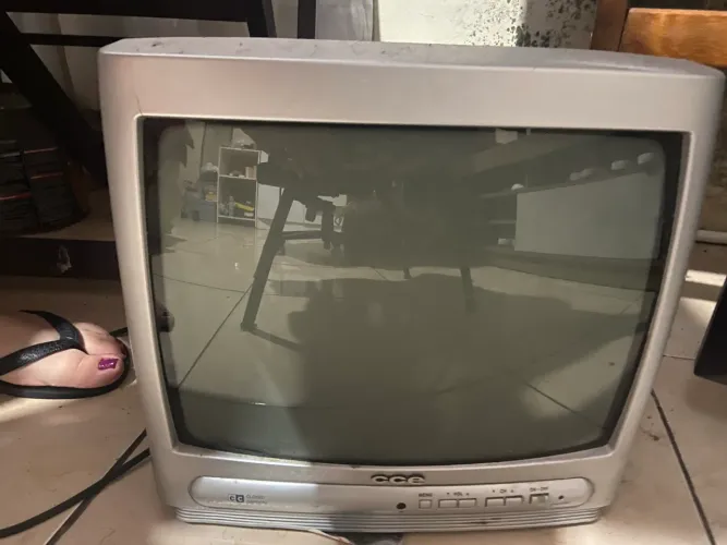 Tv tubo cce retrô
