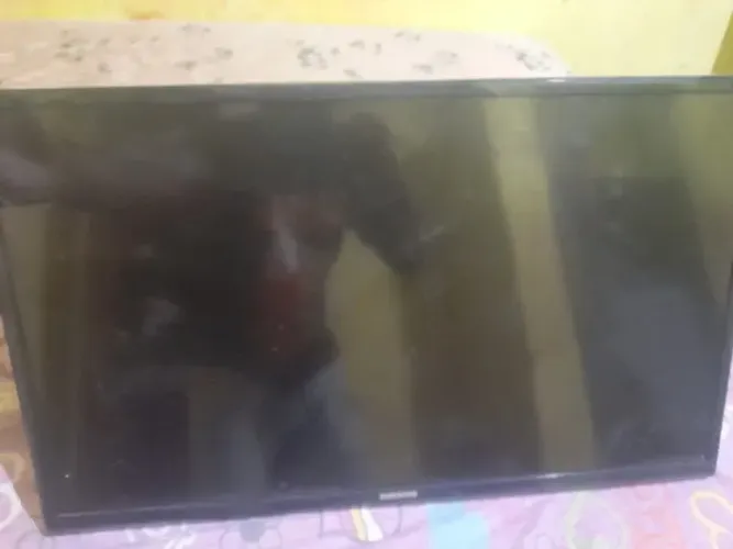 Tv sansung 32 polegadas led AVARIADA (Queimada)