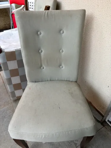 Vendo 6 cadeiras para reformar