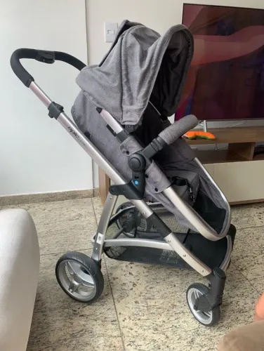 Carrinho de Bebê Travel Duo + Base Isofix