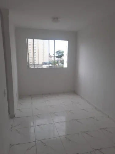 Alugo apartamento