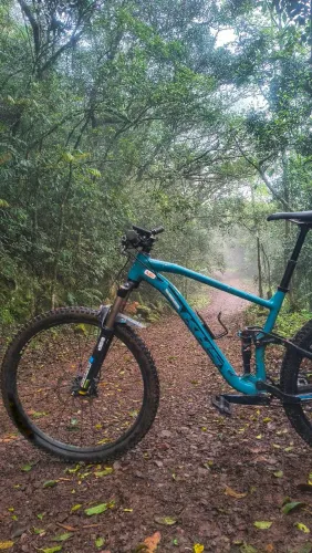 Bicicleta Full KHS 2025