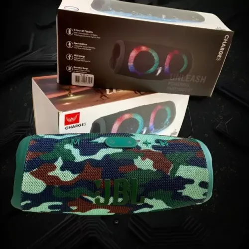 Caixa de som jbl D733