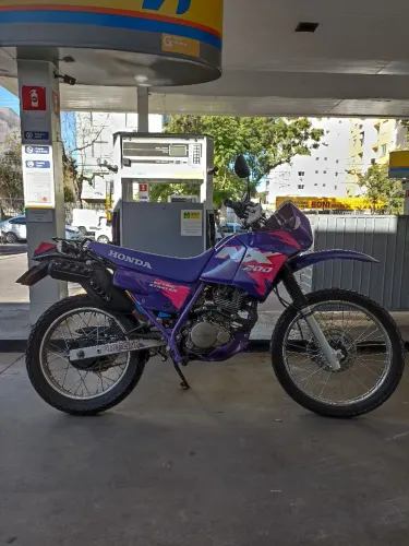 NX 200