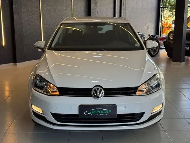 Volkswagen Golf Highline 1.4 TSI Total Flex Aut. 2017