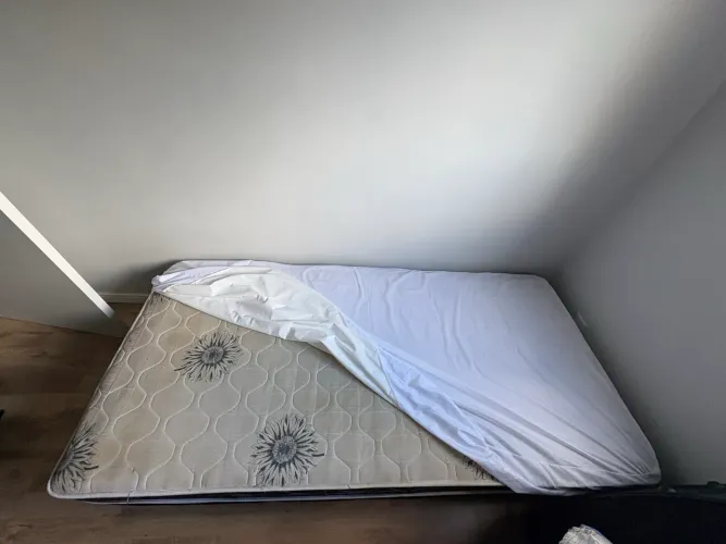 Cama de solteiro - DOAÇÃO 