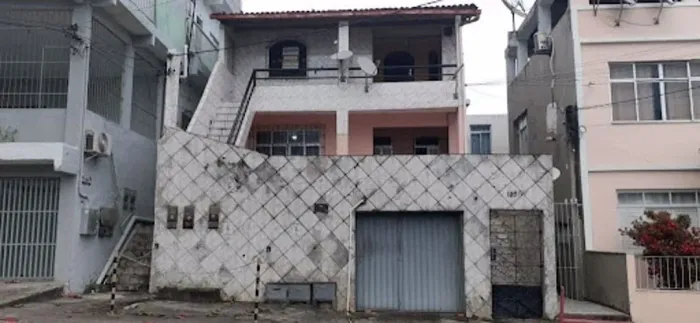 Apartamento com 3 dormitórios para alugar, 75 m² por R$ 950,00 - São Caetano - Salvador/BA