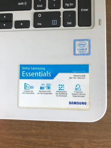 Notebook Samsung Essentials