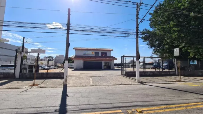 Terreno na Rua Cantagalo, 1985 4404 m²