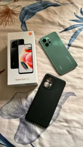 CELULAR SEMI NOVO , VEM CONFERIR