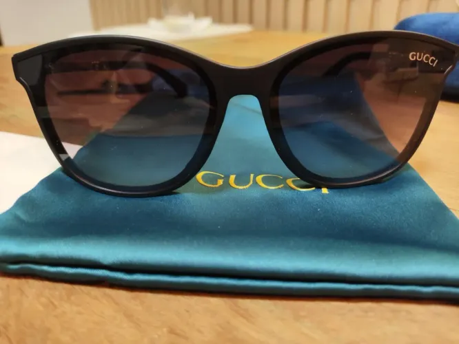 Óculos Gucci