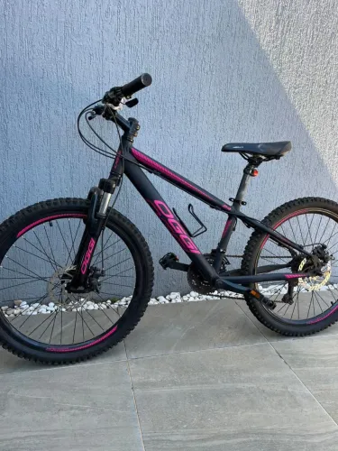 Bicicleta juvenil em ótimo estado!!!