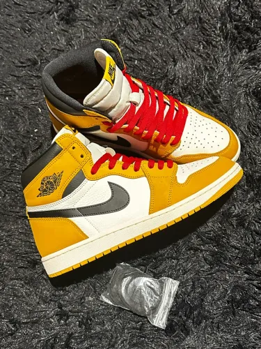 Tênis Air Jordan 1 High Yellow Ochre 43br