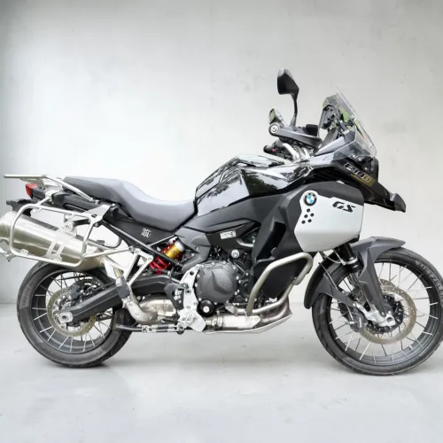 BMW F 900 GS ADVENTURE 2025 impec. 2.200km 