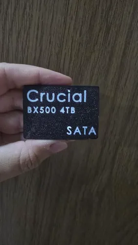 SSD 4TB Crucial BX500 SATA ? Novo  (Case personalizada)