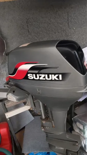 MOTOR SUZUKI  DE POPA 15hp
