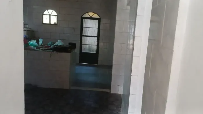 CASA COM 3 QUARTOS EM CAMPO GRANDE - ACEITO ENTRADA