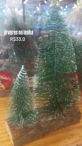 Árvore de natal na lenha