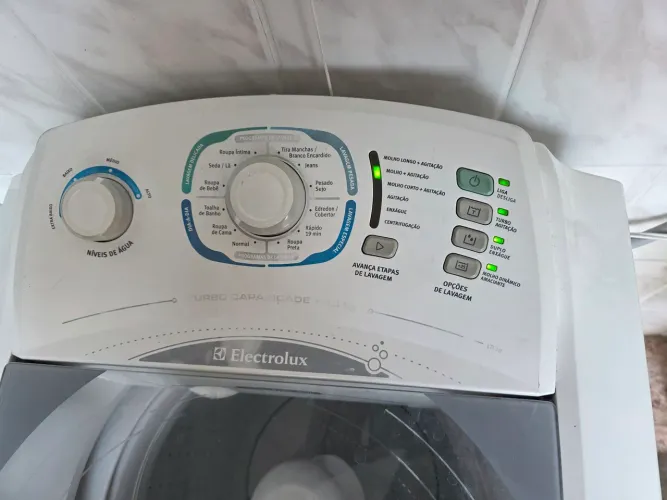 Máquina de lavar Electrolux 10 k 110V.
