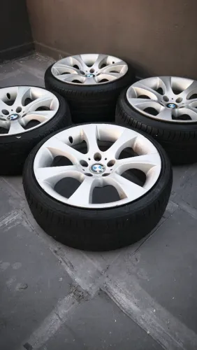Roda aro 18 BMW