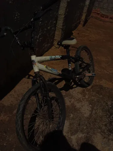 Bicicleta para pegar peças BMX !