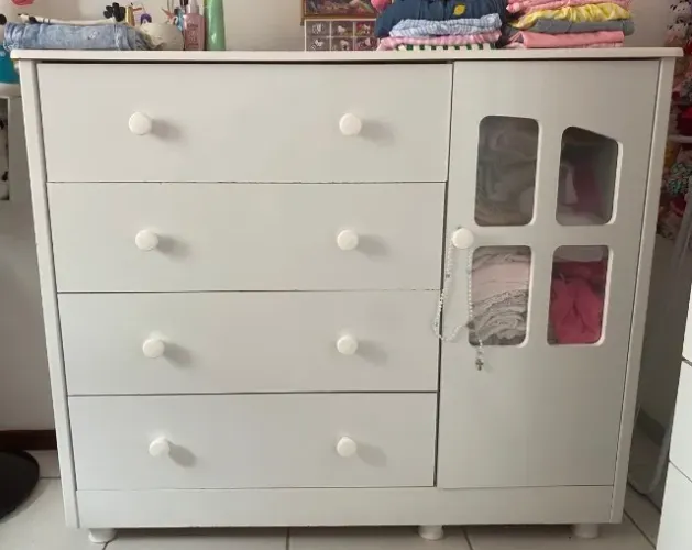 Cômoda infantil branca 