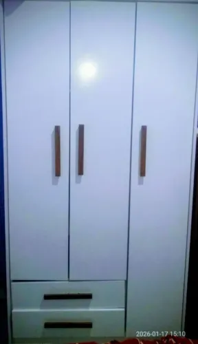 Guarda roupas infantis 