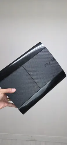 PlayStation 3 super Slim desbloqueado