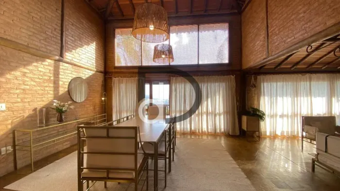 Casa com 3 quartos para alugar, 230 m² por R$ 12.024/mês - Condomínio Alpes de Vinhedo - V