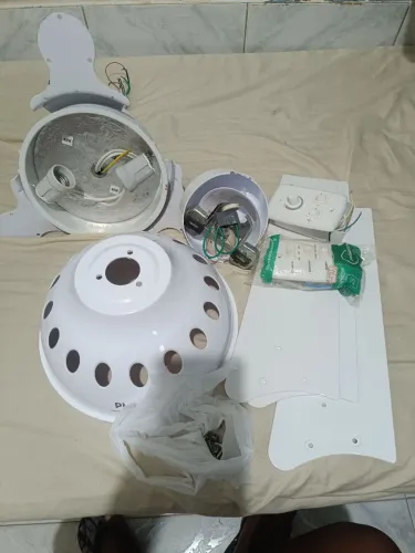 Vende-se Ventilador de Teto + interruptor