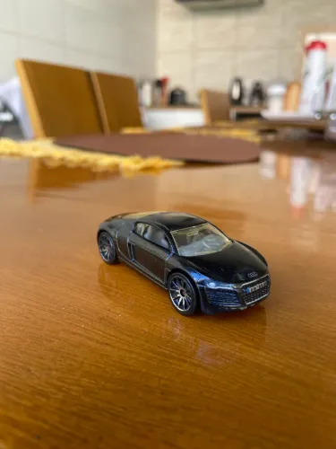 Hot Wheels Audi R8 Preto First Edition (Placa HW R8 08)