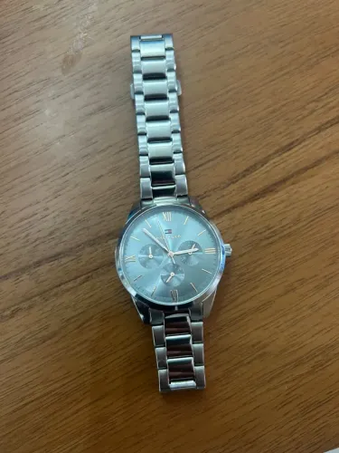 Relógio Tommy Hilfiger Camile silver