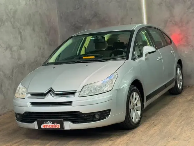 Citroen C4 GLX 2.0 Flex 16V 5P Mec. 2010