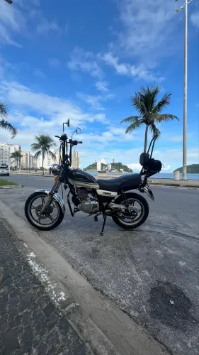 Suzuki Intruder 125