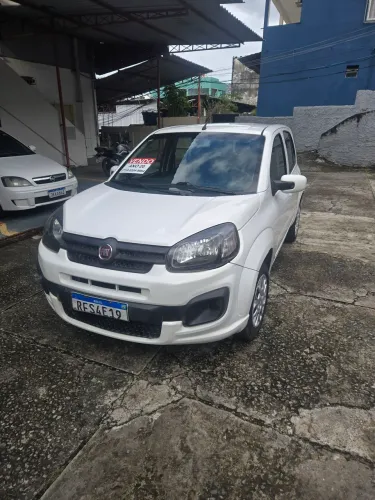 Fiat Uno Attractive 1.0 EVO Fire Flex 8V 5P 2021