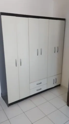 Guarda roupa solteiro, branco em bom estado