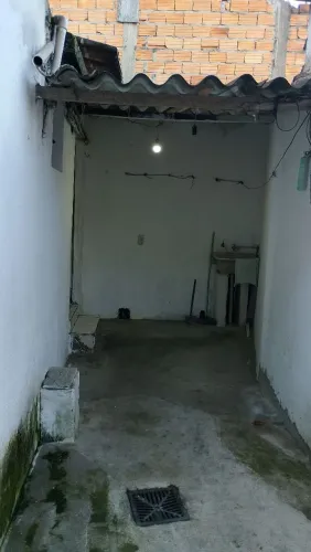 Vendo casa no Jardim D'ávila área livre